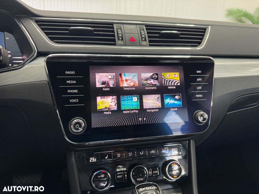 Skoda Superb 2.0 TDI DSG Ambition - 16