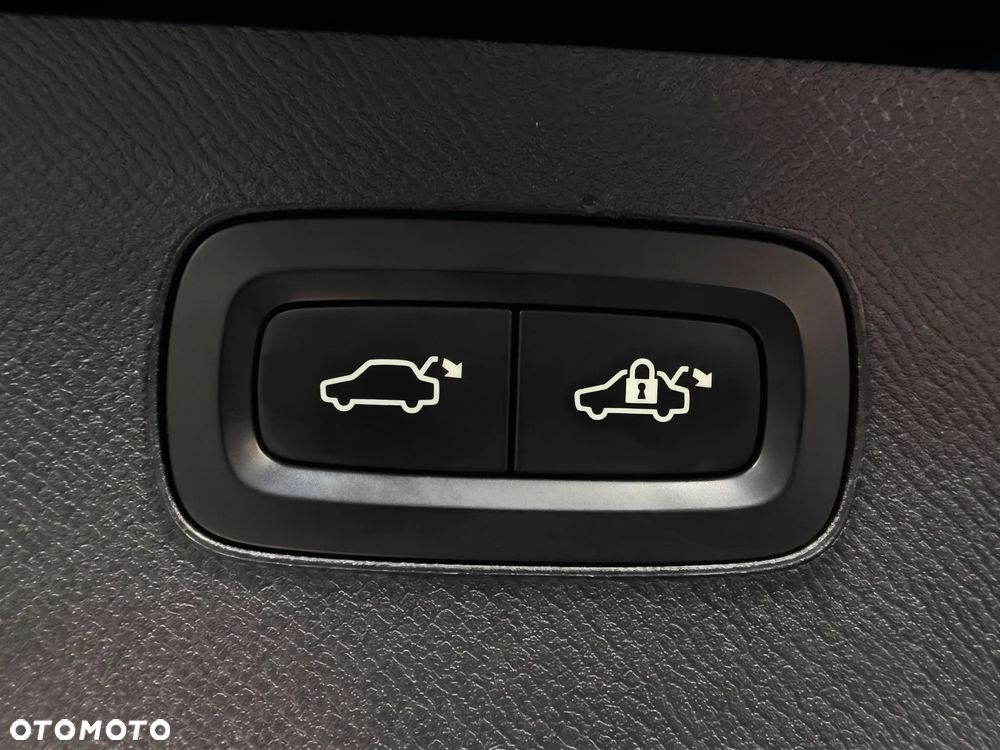Volvo XC 90 D5 SCR AWD Inscription - 15