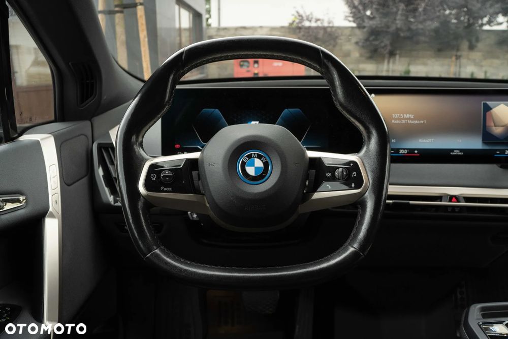 BMW iX xDrive40 76.6kWh - 27