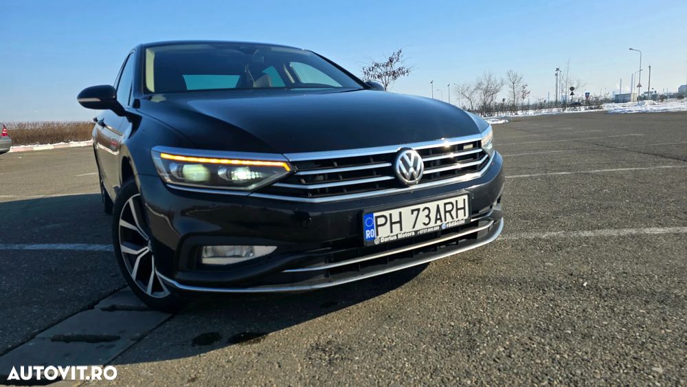 Volkswagen Passat 2.0 TDI DSG Highline - 24