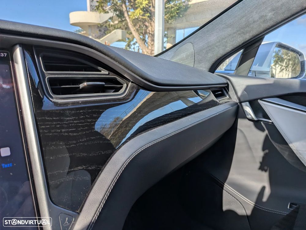 Tesla Model S Long Range - 4