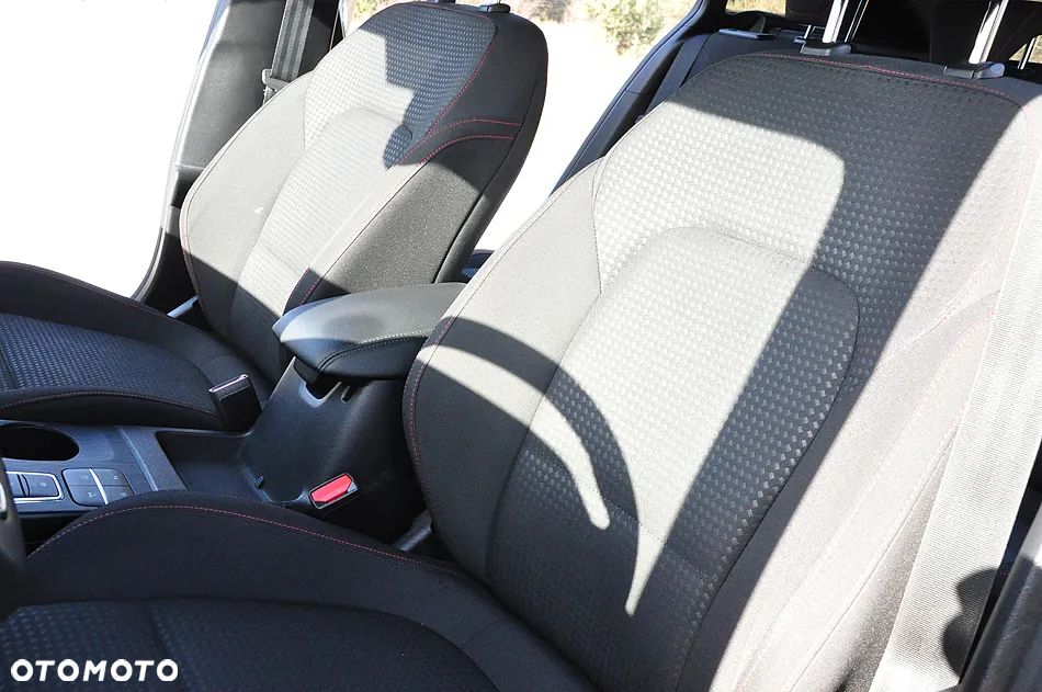 Ford Focus 2.0 EcoBlue ST-Line - 26