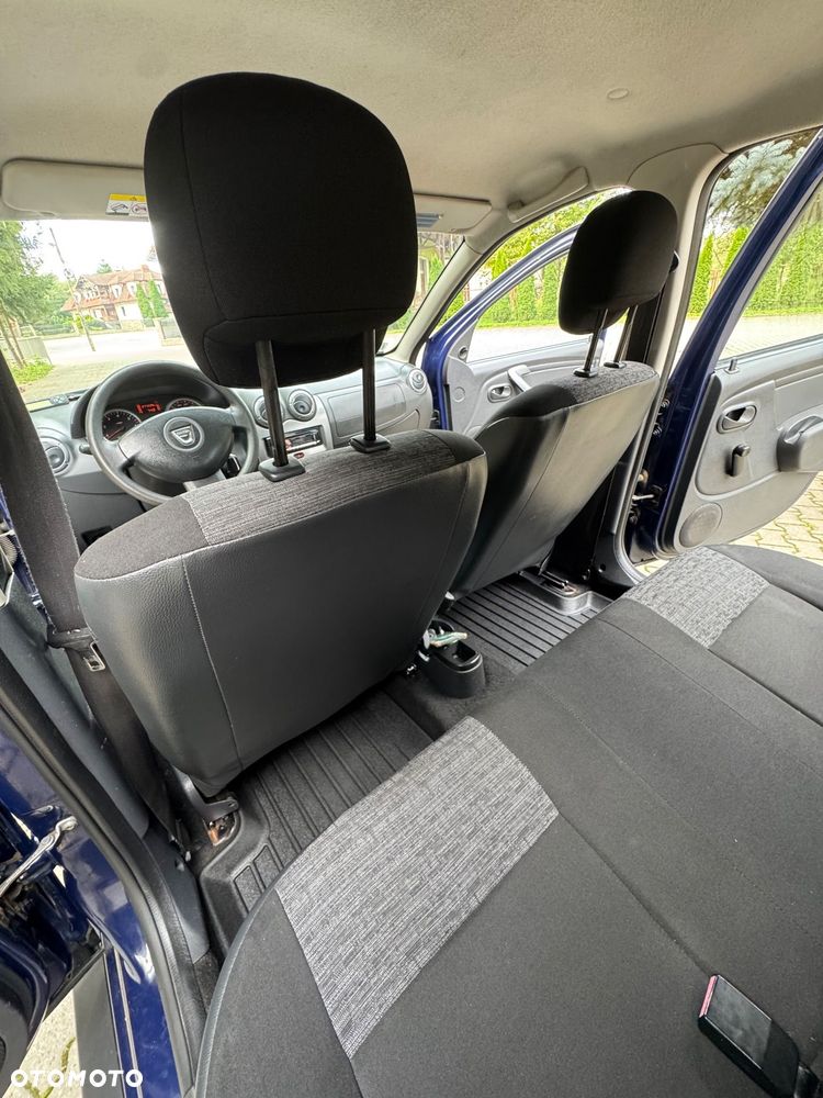 Dacia Duster 1.6 SCe Laureate 4x4 S&S - 18