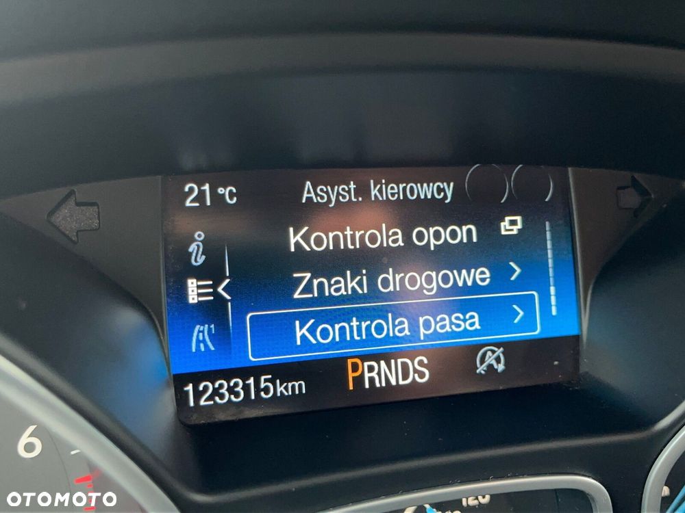 Ford Grand C-MAX - 26