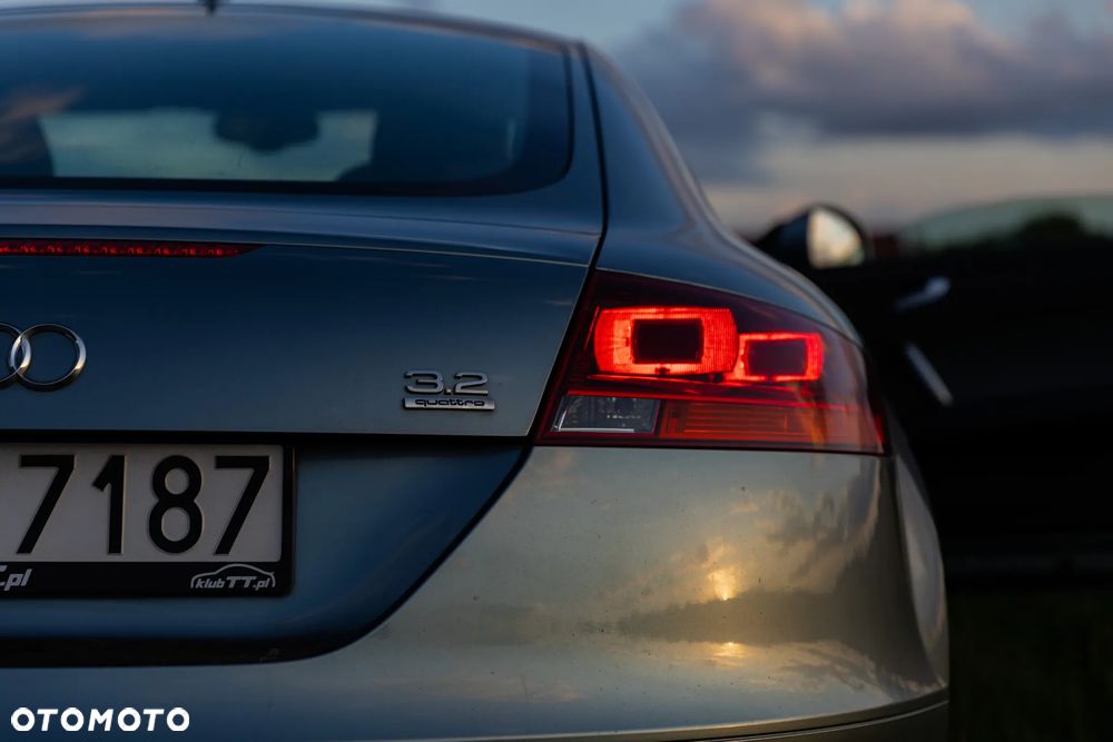 Audi TT Coupé 3.2 Quattro DSG - 4