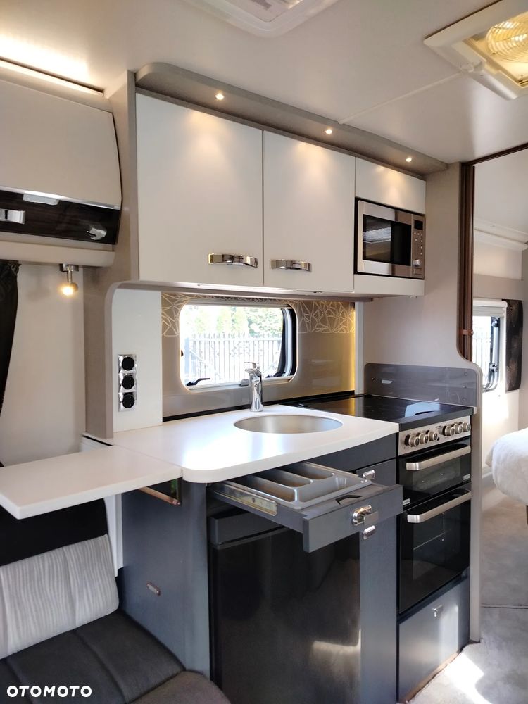 SWIFT Bessaacar Cameo - 28