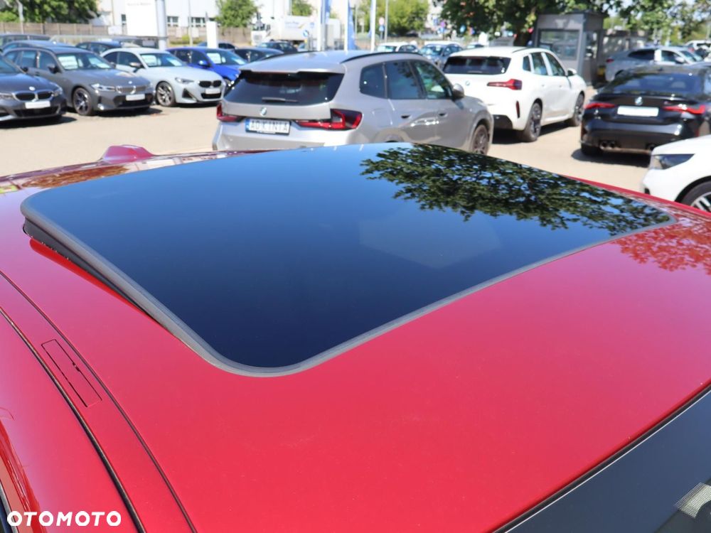 BMW i4 - 25