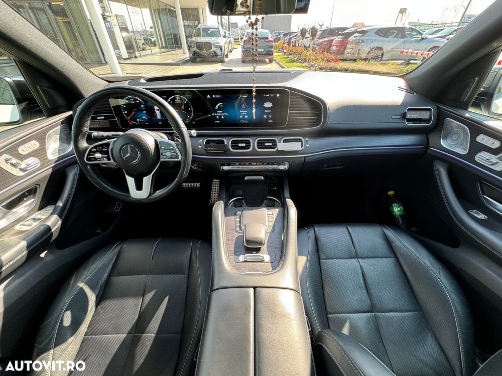 Mercedes-Benz GLS - 24