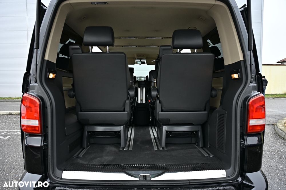 Volkswagen Multivan - 17