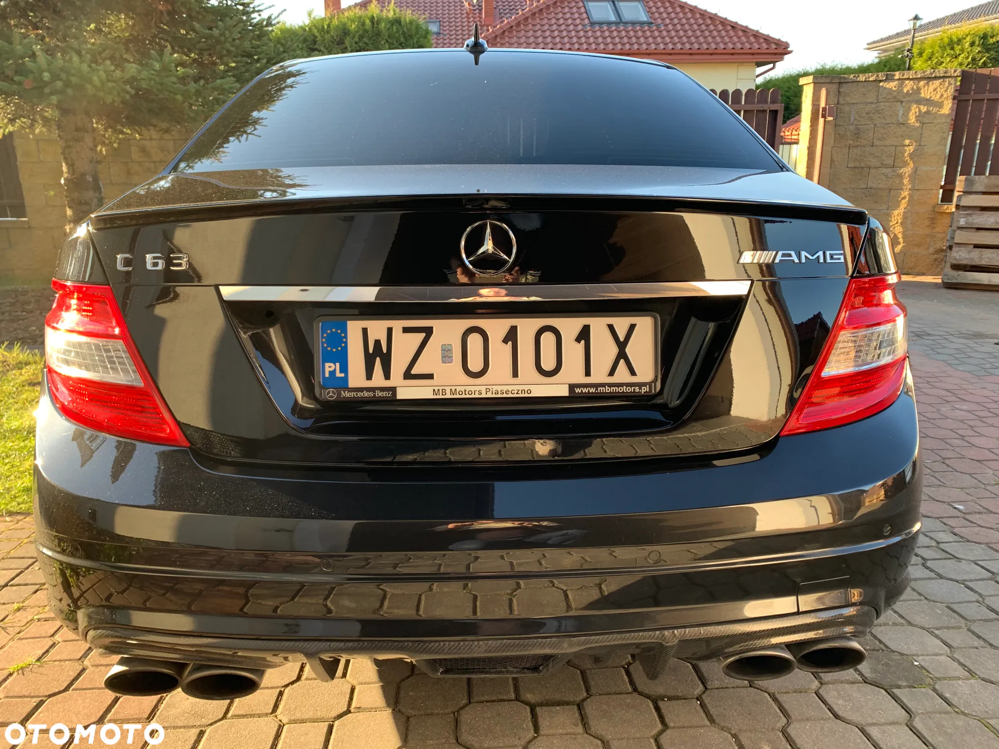 Mercedes-Benz Klasa C 63 AMG T 7G-TRONIC Performance Plus SPORT EDITION - 17