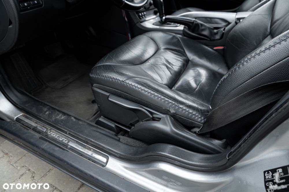 Volvo XC 70 D5 AWD Kinetic - 20