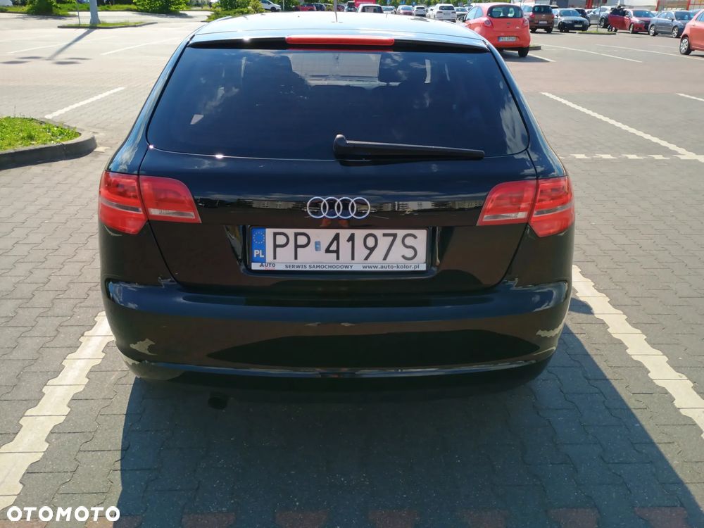 Audi A3 Sportback 1.6 Attraction - 4