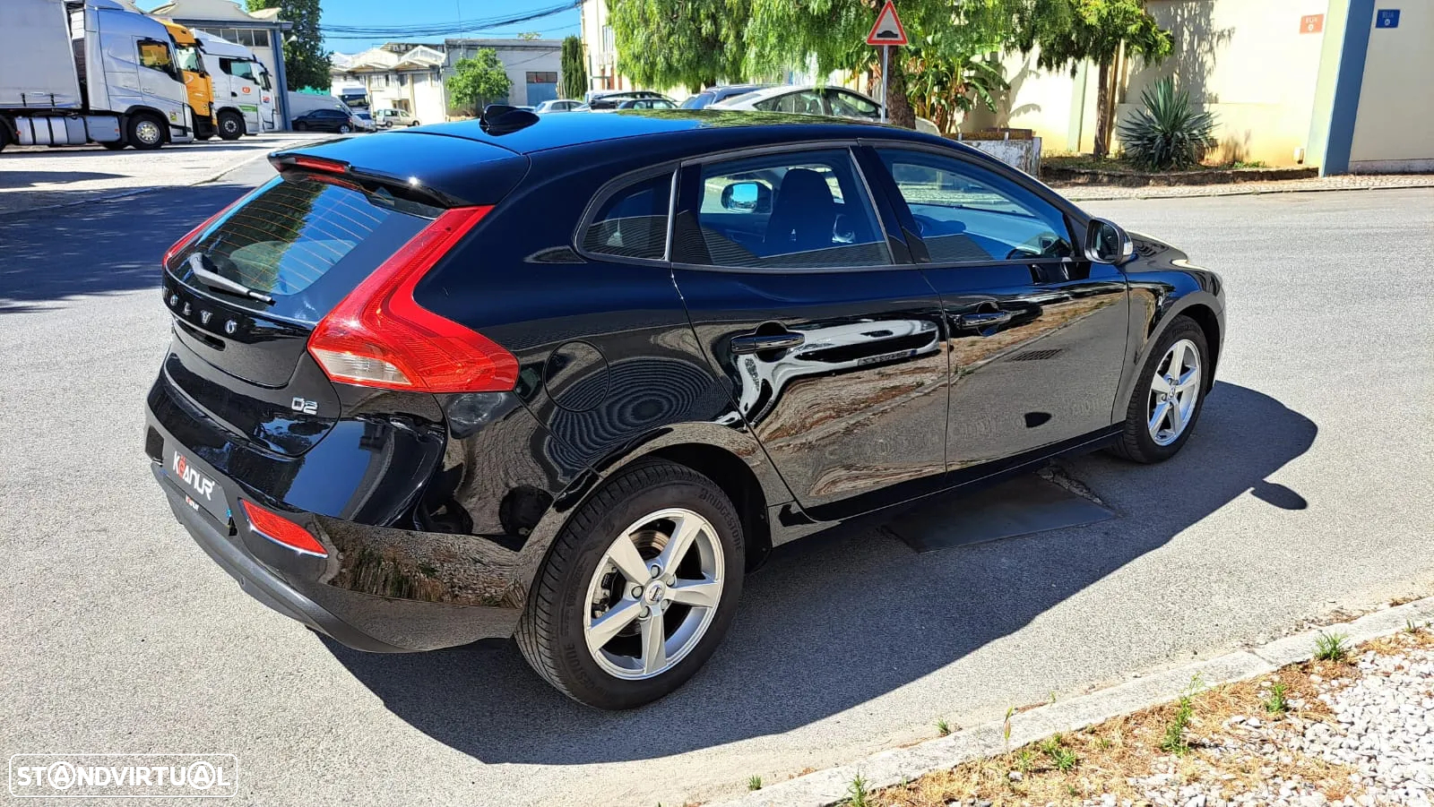 Volvo V40 2.0 D2 Momentum - 16