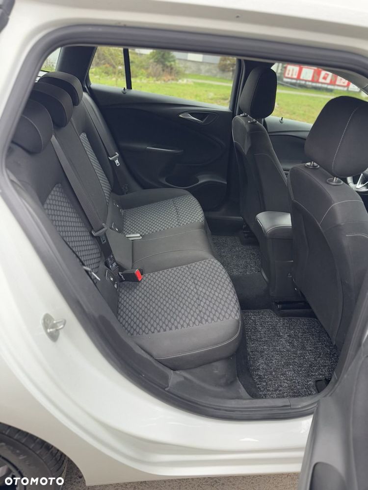 Opel Astra - 20