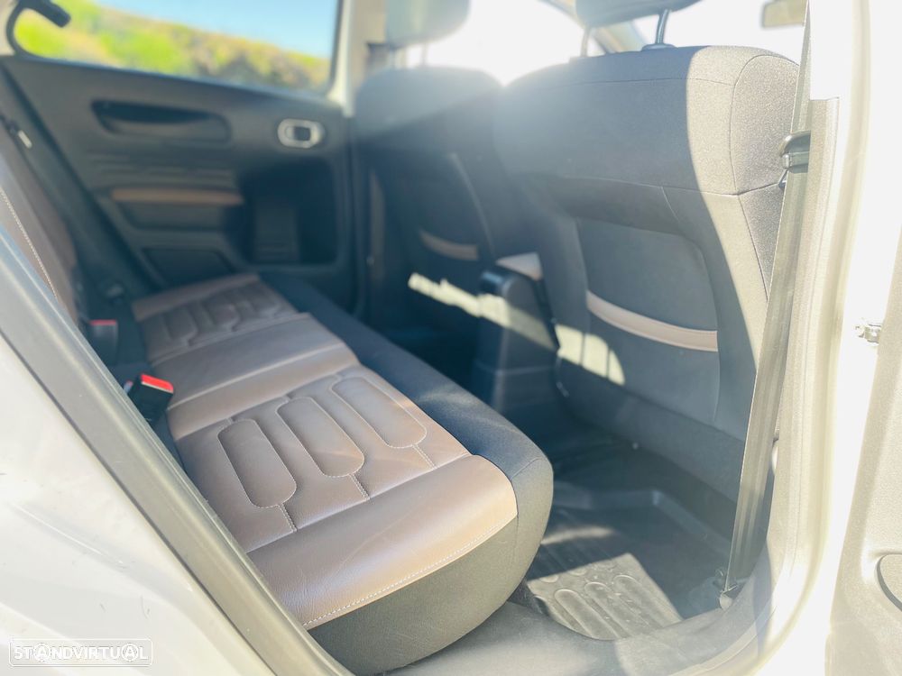 Citroën C4 Cactus 1.2 PureTech Shine - 16