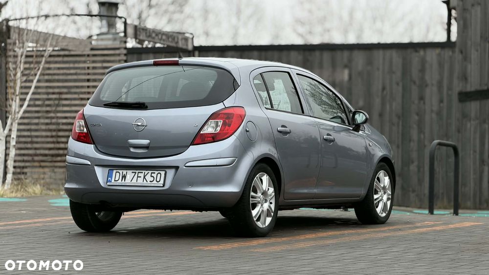Opel Corsa - 3