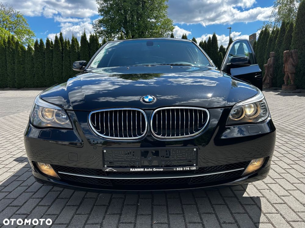 BMW Seria 5 523i Edition Lifestyle - 12