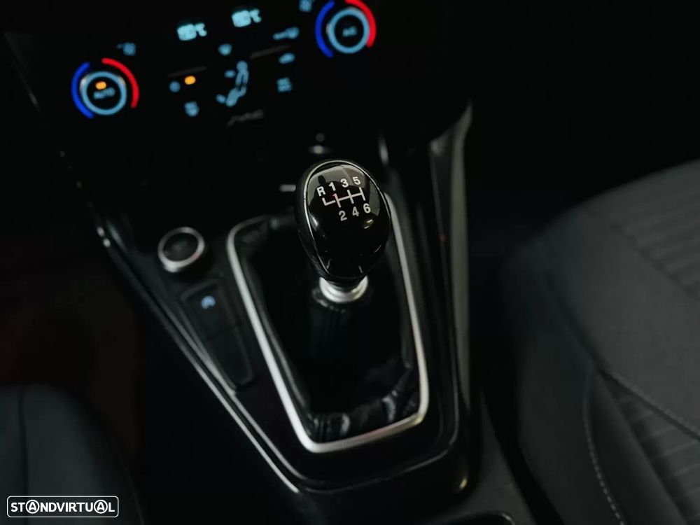 Ford Focus 1.5 TDCi Titanium - 30