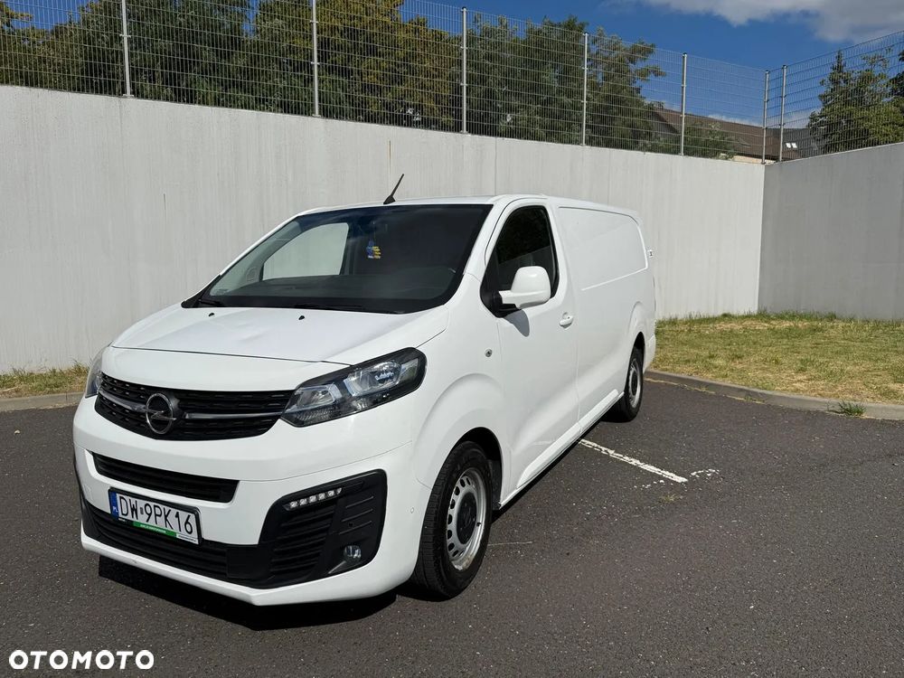 Opel Vivaro - 1