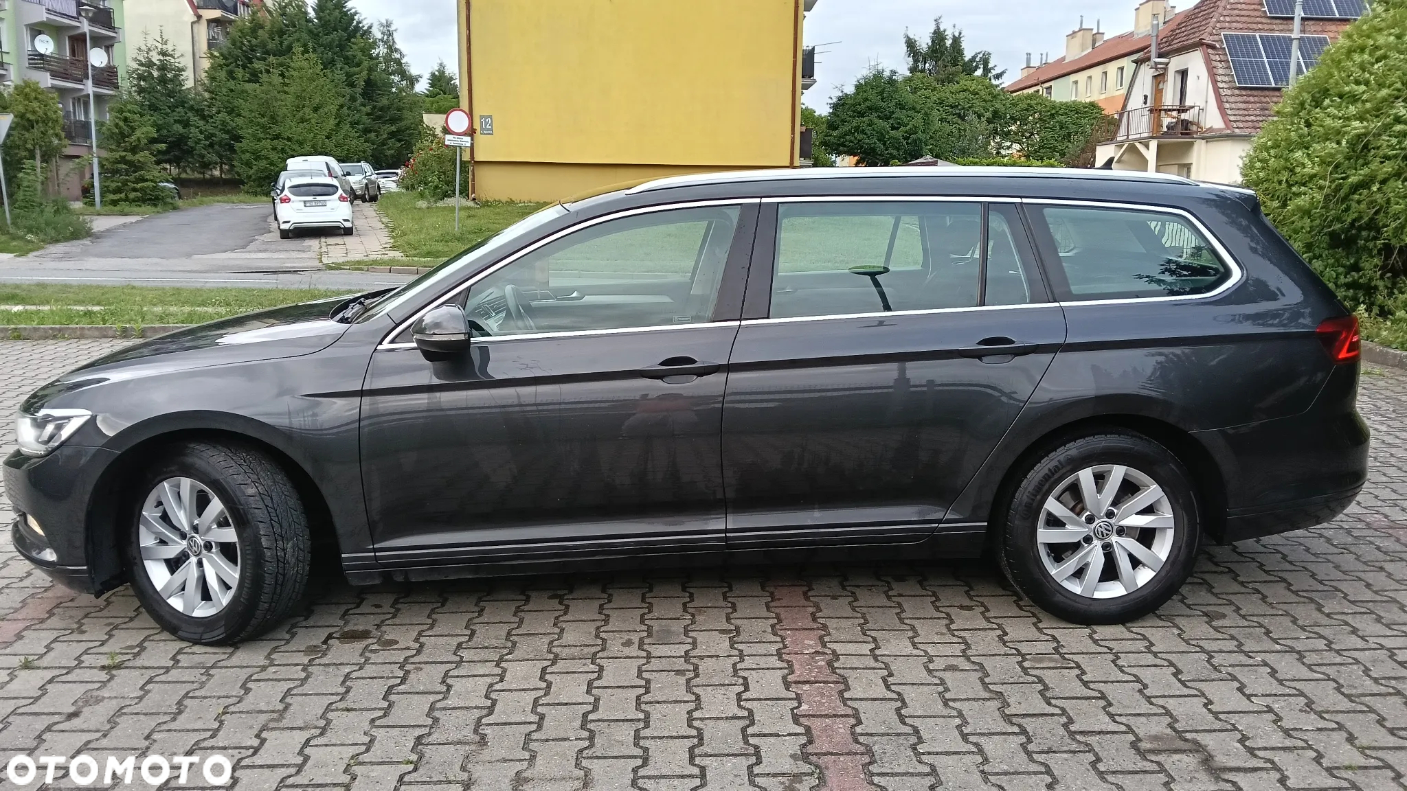 Volkswagen Passat 2.0 TDI BMT Comfortline DSG - 9