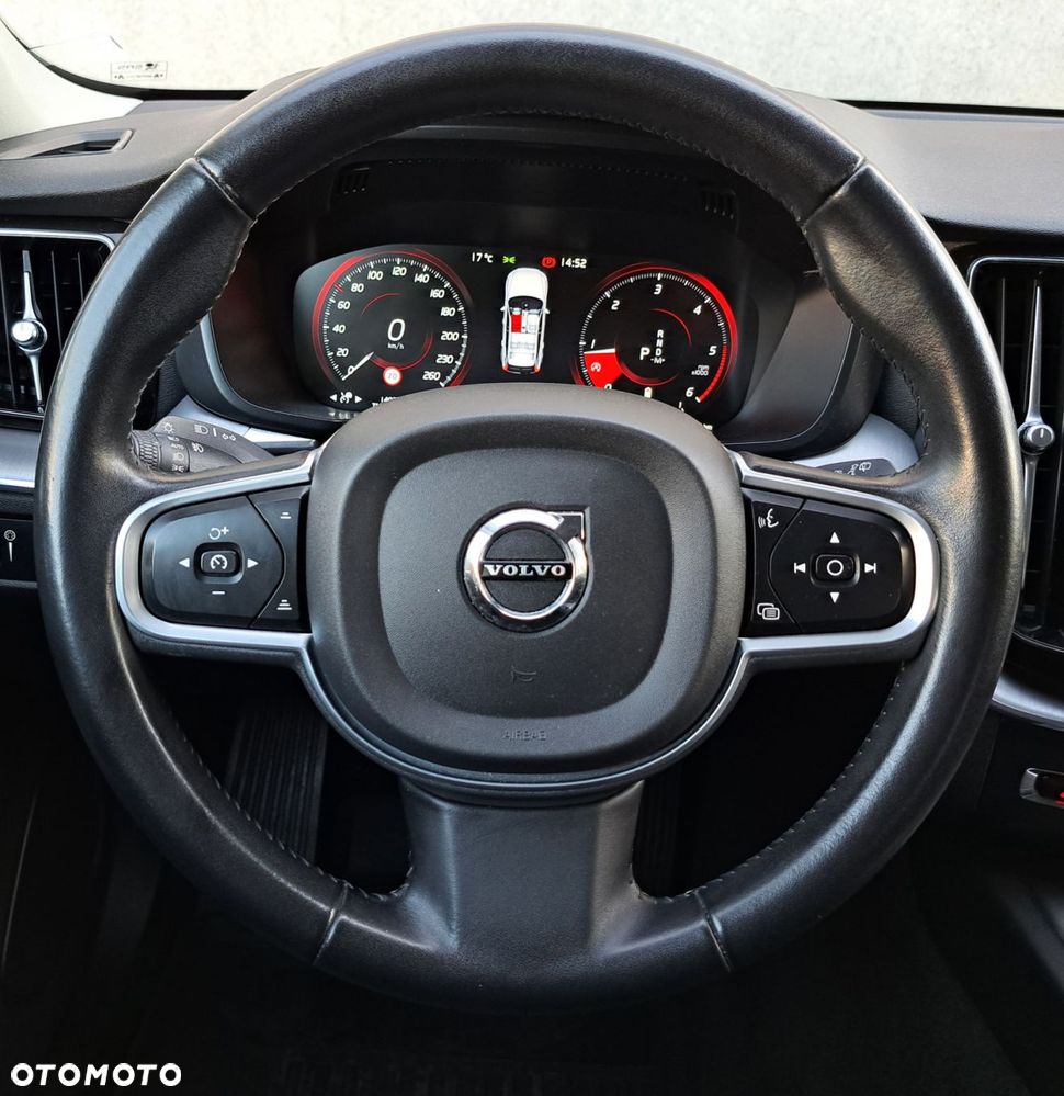 Volvo XC 60 - 16