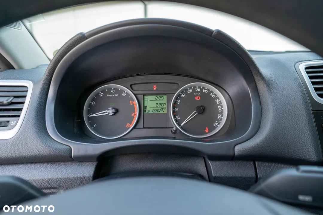 Skoda Fabia 1.2 12V Elegance - 32