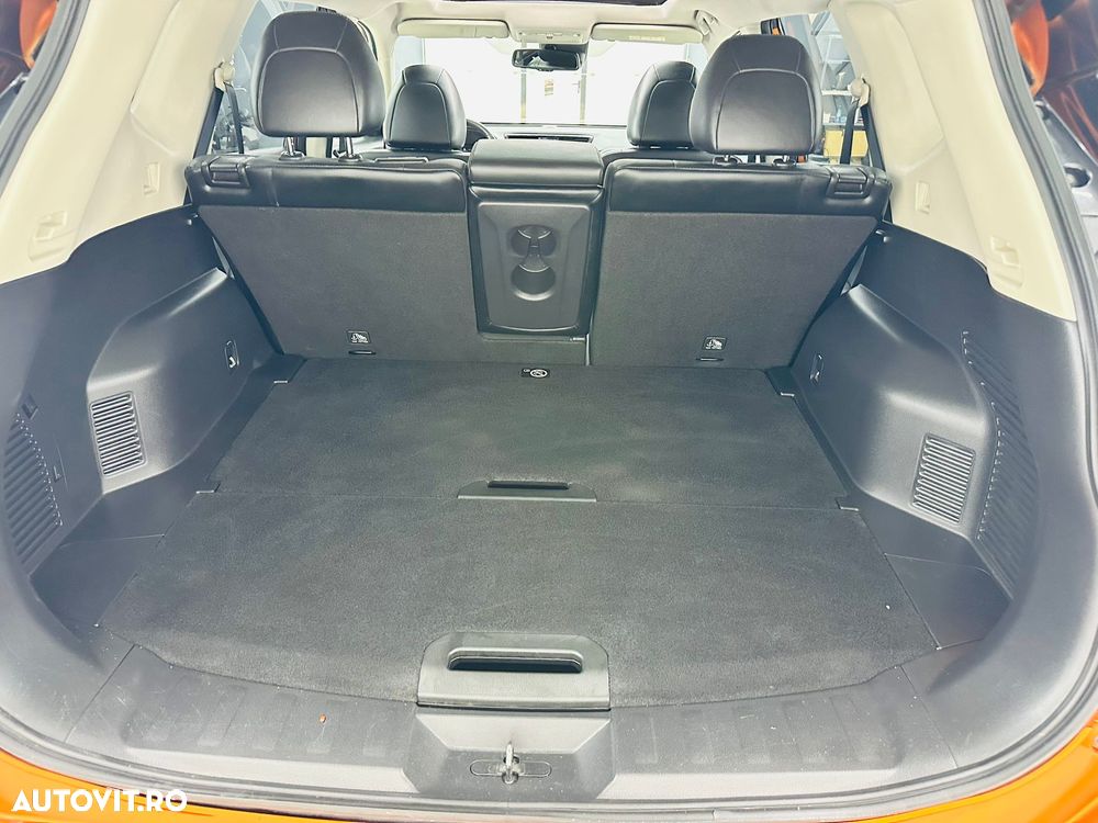 Nissan X-Trail 2.0 dCi ALL-MODE 4x4i Xtronic Tekna - 19