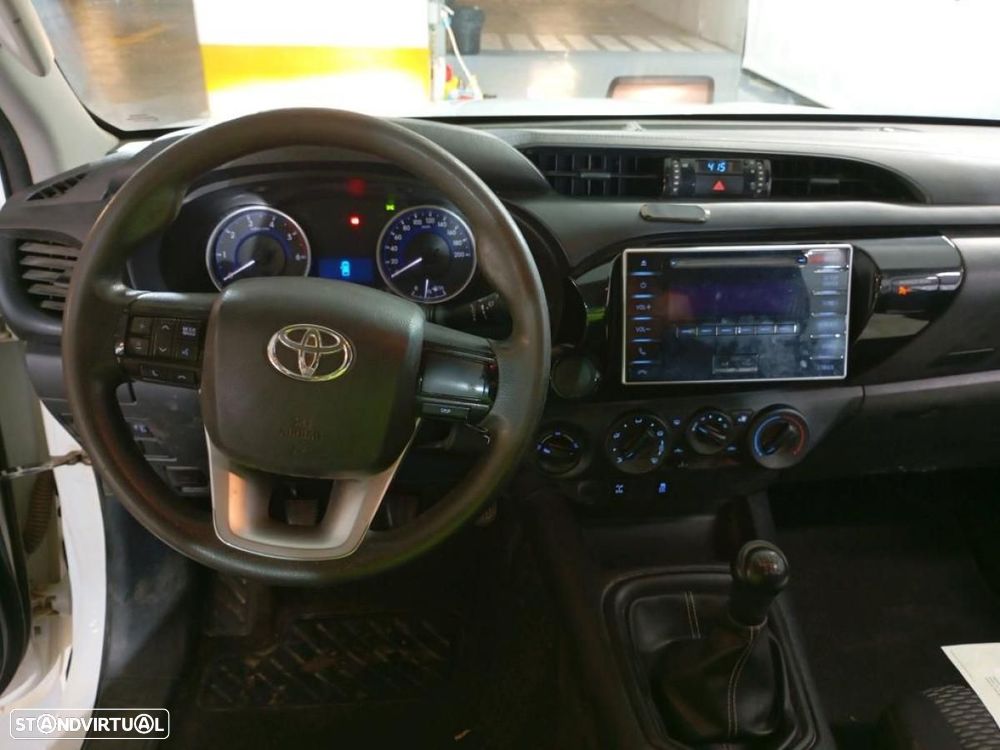 Toyota Hilux 2.4 D-4D 4WD CD c/iva - 6