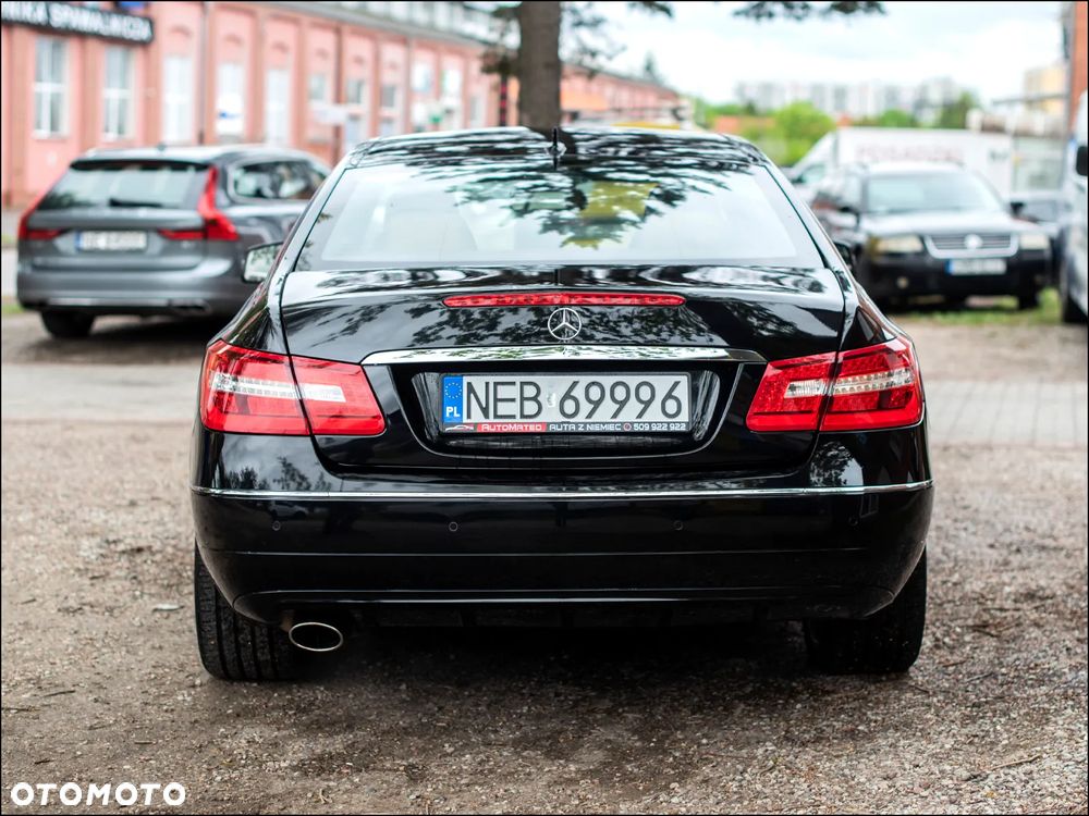 Mercedes-Benz Klasa E 250 BlueEFFICIENCY 7G-TRONIC Avantgarde - 10