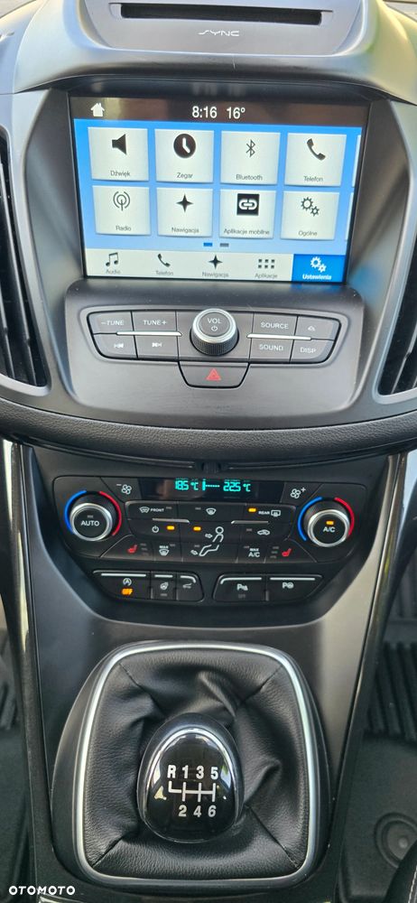 Ford Kuga 1.5 EcoBoost 2x4 Business Edition - 16