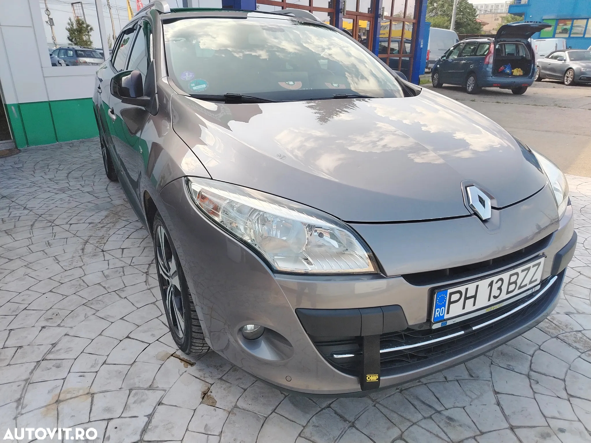 Renault Megane Grandtour TCe 130 Bose Edition - 9