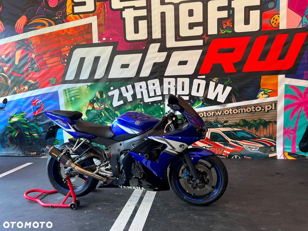 Yamaha R6 - 15