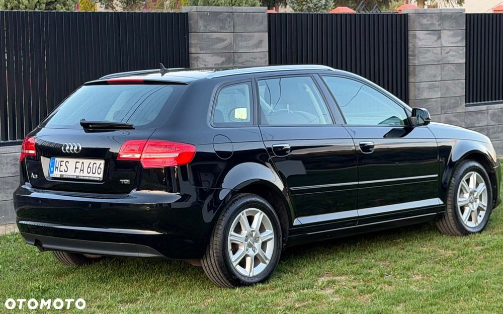Audi A3 Sportback 2.0 TDI DPF S line Sportpaket - 13