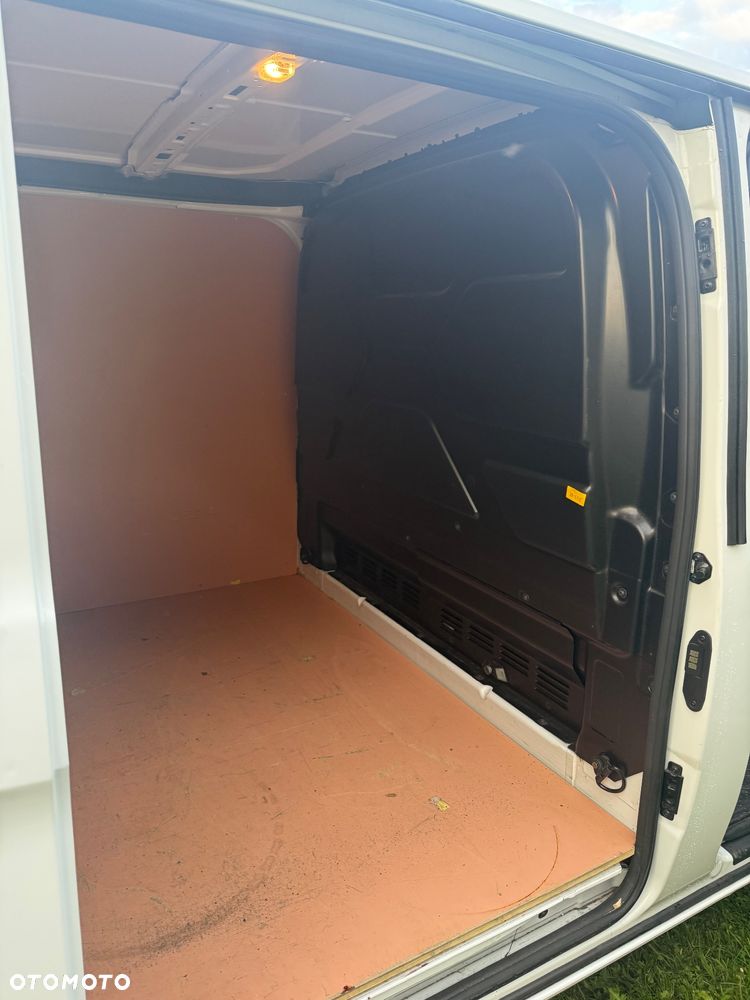 Ford Transit Custom - 22