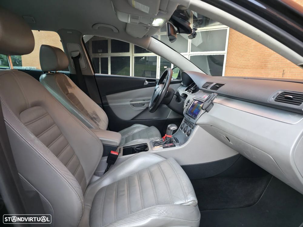 VW Passat Variant 2.0 TDi Highline DSG - 9