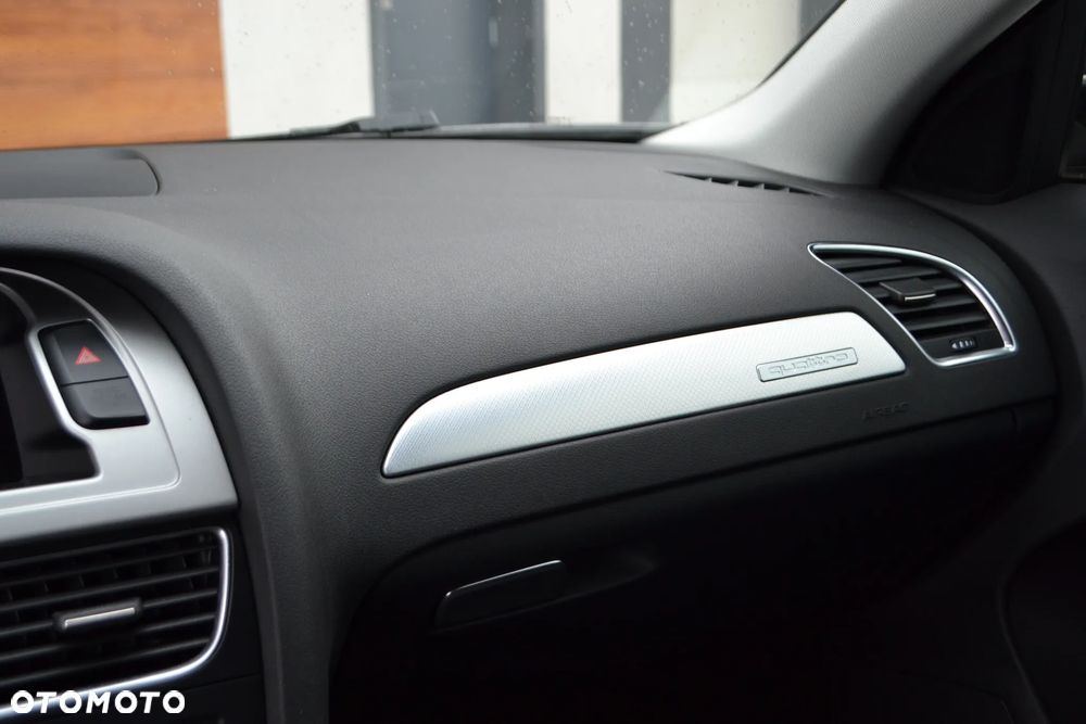 Audi A4 Avant 2.0 TDI DPF quattro - 28