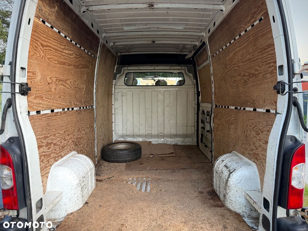 Renault Master - 30