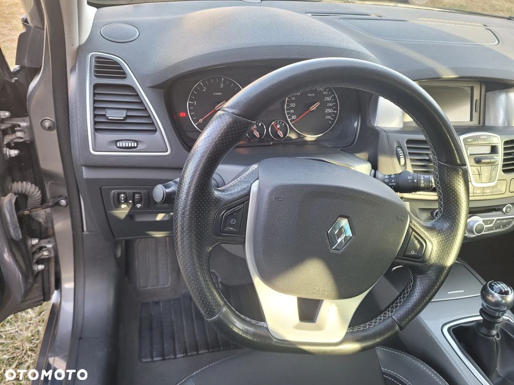 Renault Laguna dCi 110 FAP Paris Business - 8