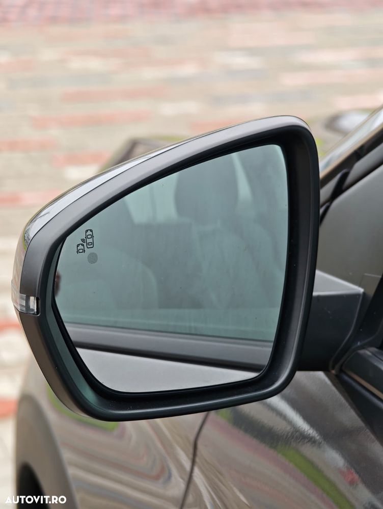 Peugeot 3008 1.2 PureTech Turbo S&S EAT8 Allure - 15