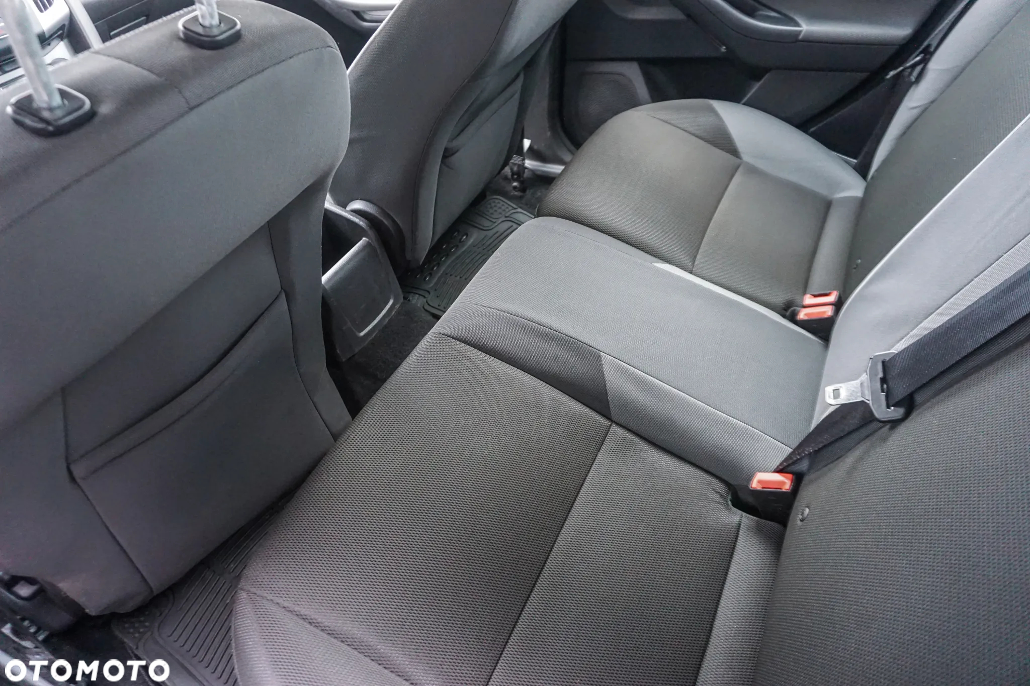 Ford Focus 1.6 TDCi DPF Champions Edition - 11