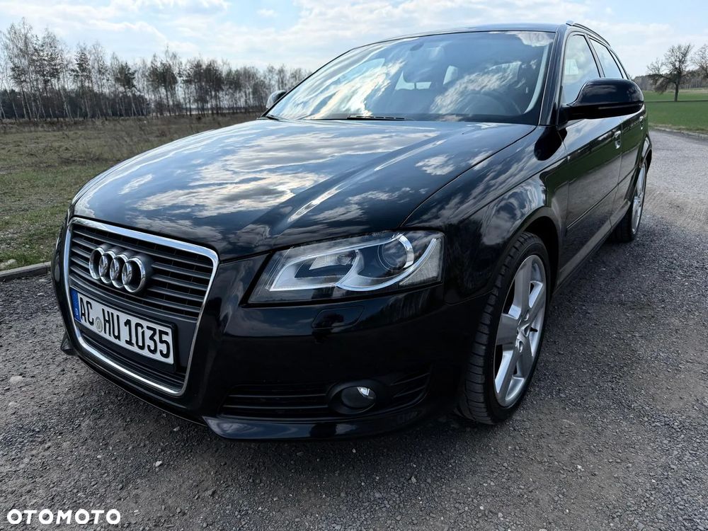 Audi A3 Sportback - 1