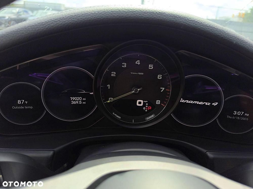 Porsche Panamera 4 E-Hybrid GPF - 9