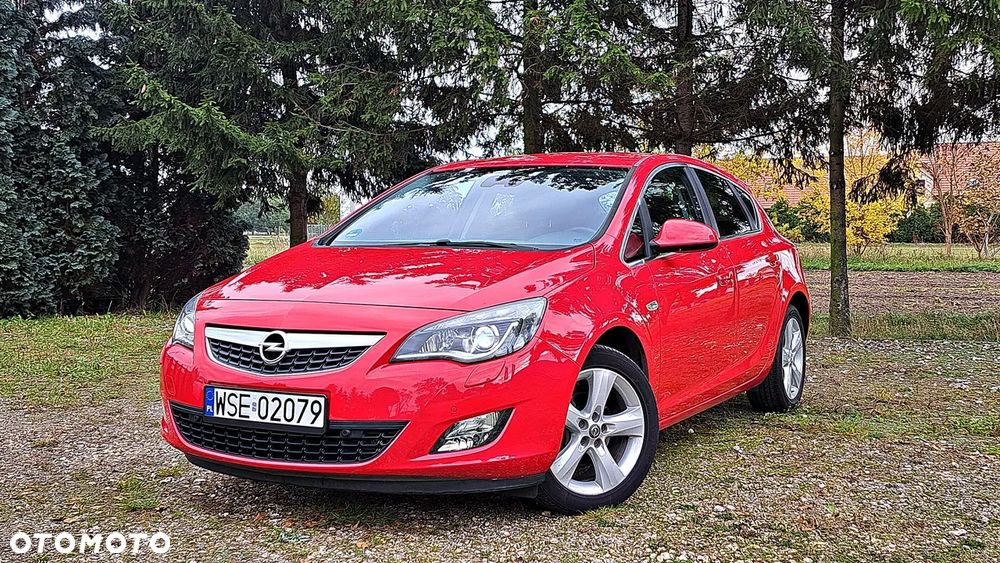 Opel Astra 1.4 Turbo Cosmo - 10