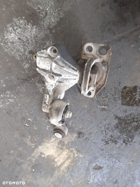 Mocowanie / łapa silnika !! Nissan Qashqai I 1 1.5 dci ! Wysyłka ! - 1