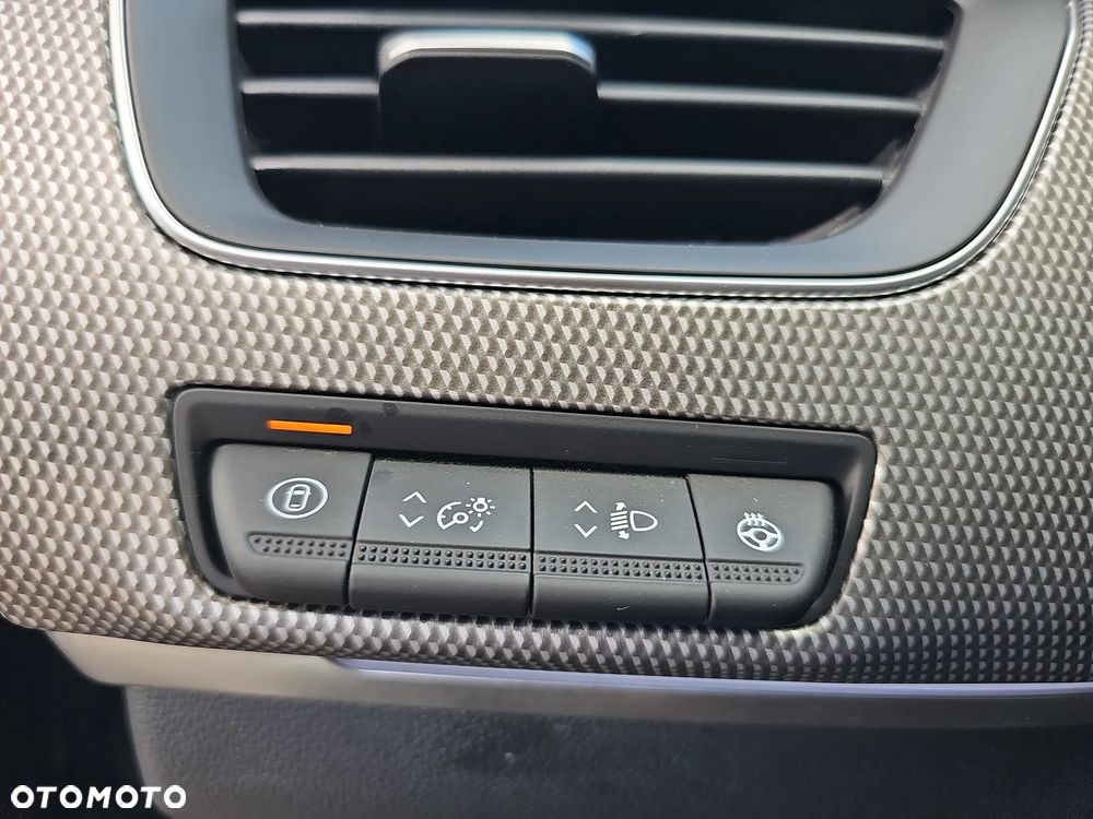 Renault Arkana 1.6 E-TECH Techno MMT - 24