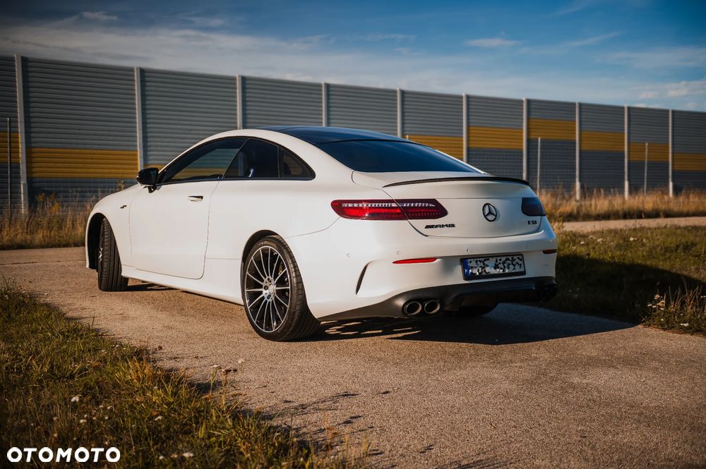 Mercedes-Benz Klasa E AMG 53 Coupe 4-Matic+ 9G-TRONIC - 6