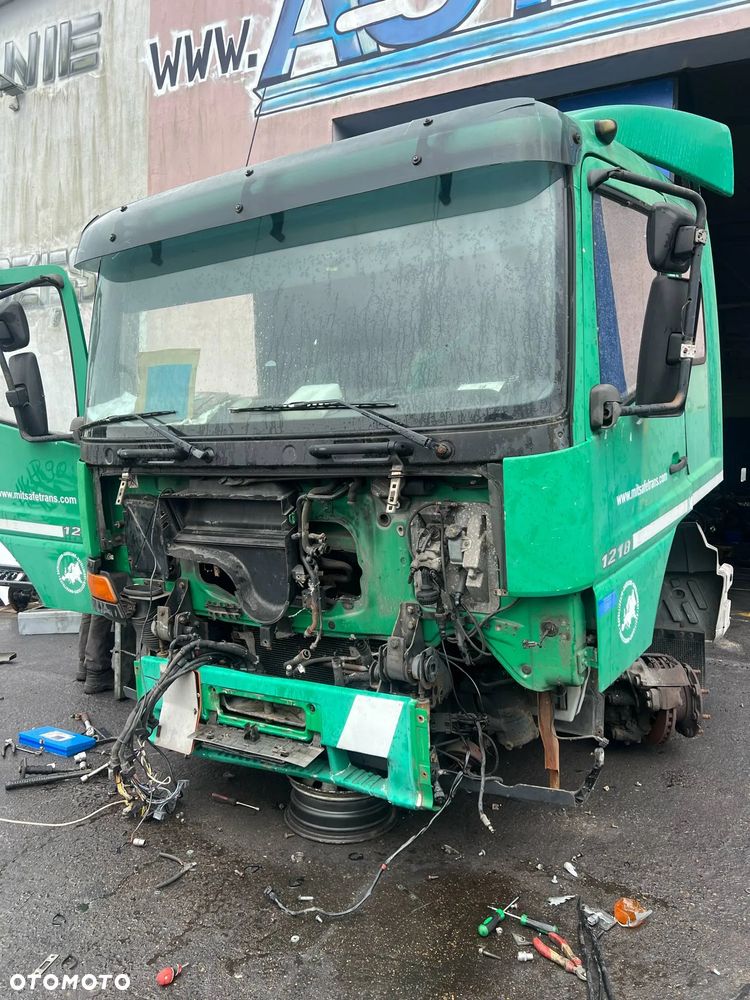 Kabina / Karoseria / CZĘŚCI Mercedes Atego 1218 !! SYPIALNA !! - 1