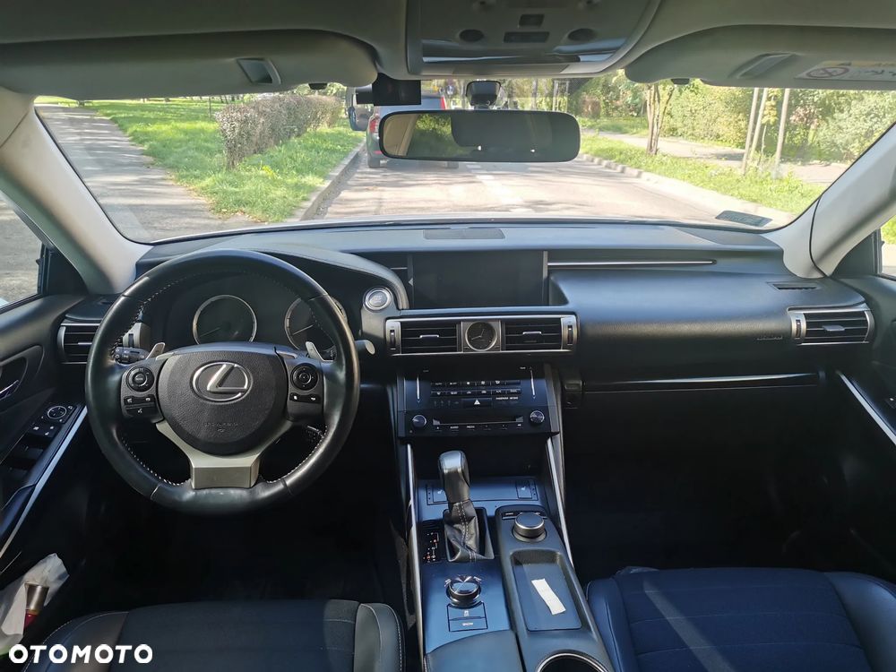 Lexus IS 250 Comfort - 14
