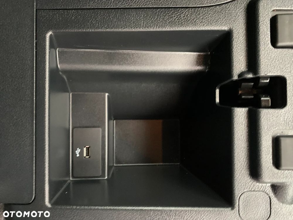 Ford Transit Connect VAN L2 Long Maxi 3 osobowy, 6 biegów, Ładowność 690kg, 2 Euro Palety, Homologacja cięż. VAT-1 - 18