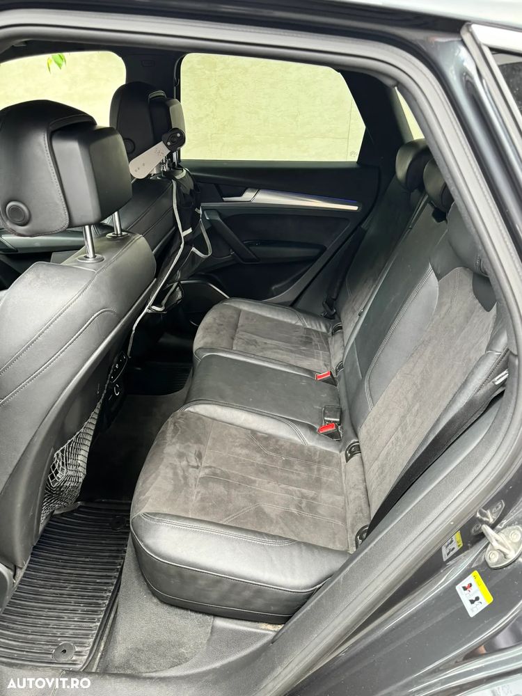 Audi Q5 2.0 40 TDI quattro S tronic Sport - 4